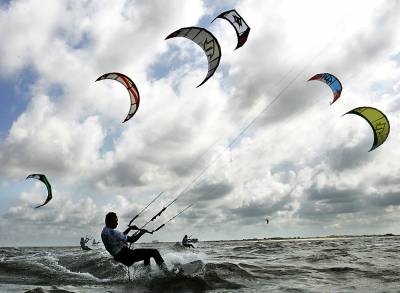 Kitesurfing-ul, intre pasiune si stil de viata